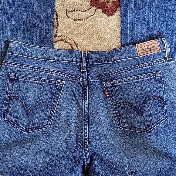 Vintage Levi 515 bootcut jeans - Picture 2 of 3